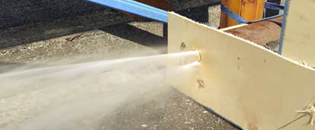 Bora Penetrator Nozzle cutting through wood